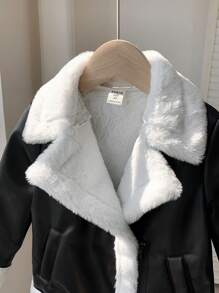 SHEIN 1 Stück Jacke mit niedlichem und warmem Fleecekragen für Kleine Jungen, geeignet für Kinderoutfits, Schulanfang, Schuluniform zum Warmhalten, geeignet für Schulanfang, geeignet für den täglichen Gebrauch, geeignet für Weihnachten, geeignet für Geburtstagsfeiern, Basic und vielseitig einsetzbar