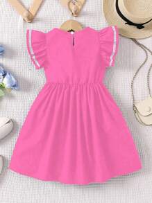 SHEIN 学院风女童休闲连衣裙，绿色裙身，白色蝴蝶结装饰，荷叶袖饰有花卉蕾丝花边，清新夏日时尚新品，返校季必备 - 珊瑚粉 - 查看 2