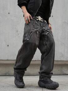 Manfinity EMRG 纯色蜘蛛贴片休闲百搭阔腿牛仔裤，适合外出聚会度假街头，emo 风格