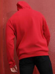 Manfinity Roghcode Áo nỉ có mũ trùm đầu in chữ và hình ngôi sao thường ngày cho nam, Áo hoodie dài tay họa tiết đường phố thu/đông, Quà tặng cho bạn bè, chồng, bạn trai - Đỏ - Xem 2