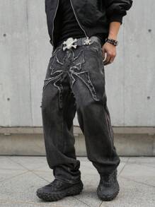 Manfinity EMRG 纯色蜘蛛贴片休闲百搭阔腿牛仔裤，适合外出聚会度假街头，emo 风格