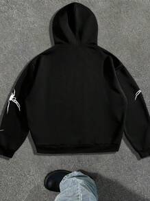 Manfinity NXTstreet Men Spider & Skull Graphic Hooded Sweatshirt, Casual Autumn/Winter Going Out Long Sleeve Hoodie, For Friends, Husband, Boyfriend Gifts - Black - View 2
