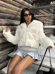 SHEIN EZwear White Fluffy Short Casual Hooded Jacket For Women