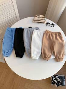 SHEIN Leap Crew 5 件装婴儿男童/女童休闲运动服，百搭纯色，如卡其色、白色、黑色、蓝色和灰色，宽松裤子，适合秋冬季居家、户外和玩耍