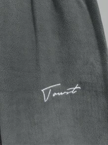 RueChic Men's Comfortable Casual Basic Style Flocked Graphic Home Set - Dark Grey - View 7