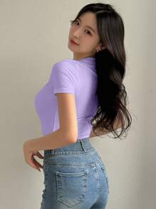 DAZY Tricou elegant pentru femei, cu guler rotund, mânecă scurtă, buzunar, casual - Violet - Vizualizare 2
