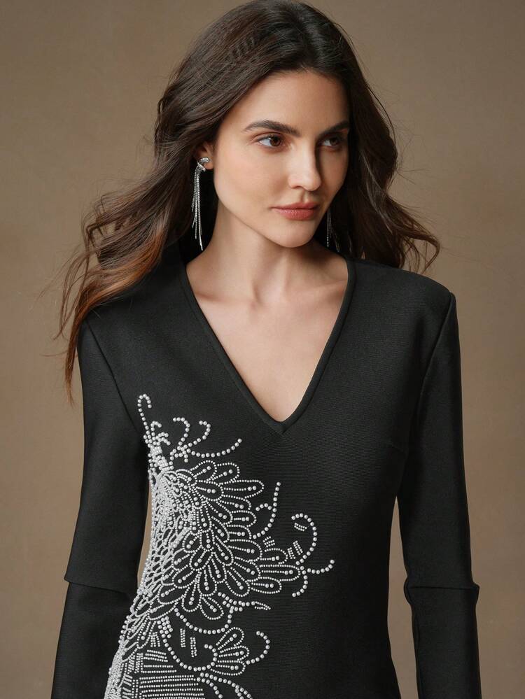 Black V-Neck Fitted Sheath Dress With Peacock Design