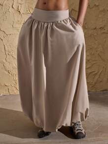 VARSITIE Váy Maxi Xếp Ly Cạp Cao Cho Nữ - Màu be - Xem 5