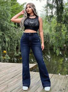 SHEIN EZwear Plus Size Women's Casual Pockets Flared Hem Denim Jeans