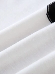 Mua 2 tặng 1 Áo thun dài tay cổ tròn thoải mái, thời trang, đơn giản, dễ phối đồ cho bé trai, kiểu dáng thường ngày, có họa tiết chữ, thoáng khí, thoải mái. Áo thun đen in hình, áo thun trắng in hình, áo thun Halloween cho bé trai, quần áo học sinh, Halloween cho trẻ em. Thích hợp cho đi học hàng ngày, thích hợp cho du lịch, thích hợp cho thể thao, thích hợp cho mùa xuân, mùa thu và mùa đông. - Màu Khaki - Xem 6