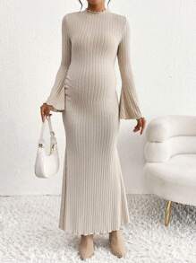 SHEIN Maternity Solid Color Round Neck Trumpet Sleeve Rib Knit Long Elegant Dress
