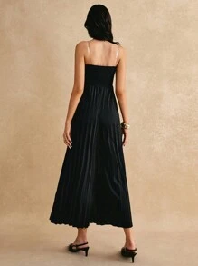 Poéselle Women's Solid Color Pleated Tube Top Elegant Sleeveless Jumpsuit