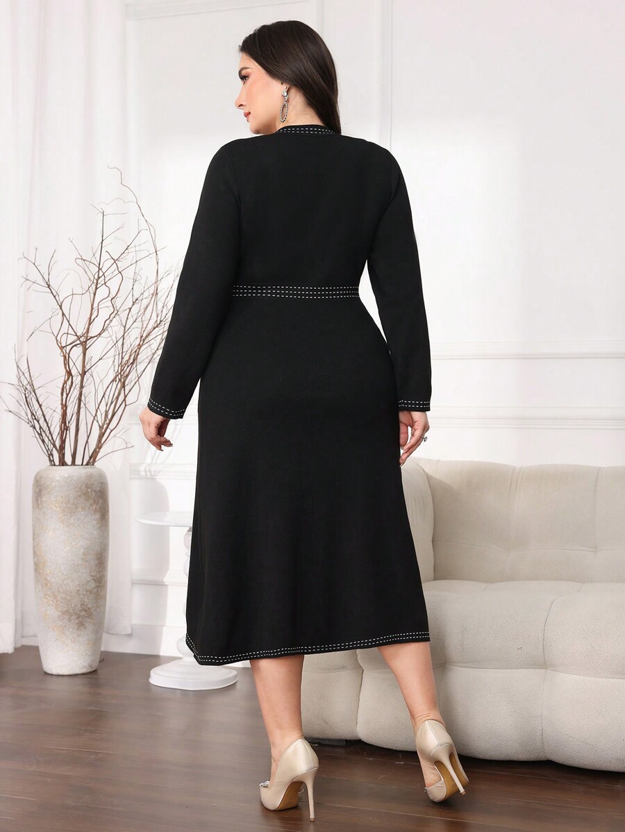 SHEIN Modely Robepull élégante à taille marquée avec passepoil contrastant pour femmes grande