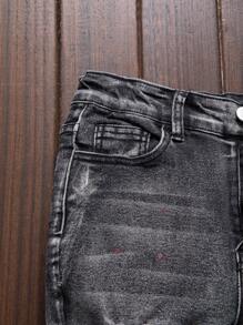 SHEIN Boys Black Ripped Paint Splatter Stretchy Slim Fit Denim Jeans - Light Grey - View 3