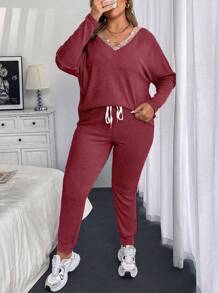 Calvaya Bộ 3 món cỡ lớn dành cho nữ - Áo dài tay cổ chữ V trơn có viền trang trí tương phản và quần bó cạp rút có viền lấp lánh ở hai bên, bộ đồ thu đông cho năm mới - Đỏ - Xem 3