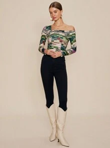 Almamuse Women Asymmetric Shoulder Wave Print Fitted Cropped T-Shirt Graphic Tees Women Tops Fall Cloth For Women - Multicolor - View 6