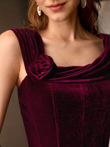MOTF PREMIUM VELVET ASYMMETRICAL NECK STEREO FLOWER SLIM FIT BLOUSE