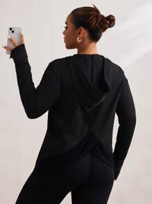 SHEIN Sport Studio Plus Size Hoodie Sweatshirts With Fleece Leopard Print And Mesh Splice Back Design, Long Sleeve