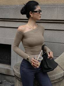 DAZY Women Autumn Long Sleeve Casual Solid Color Asymmetric Hem Cut Short T-Shirt,Fall Women Clothes