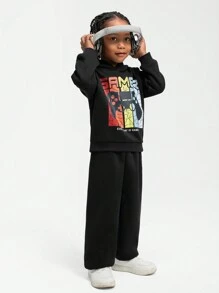 SHEIN 2 件套年轻男孩街头潮流字母和游戏机印花休闲长袖连帽衫和裤子套装，适合日常、学校、派对场合 - 黑色 - 查看 5