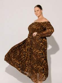 Aralina Gaun Statement Lengan Panjang Off Shoulder Motif Leopard Ukuran Plus dengan Potongan Melengkung - Coffee Brown - View 7