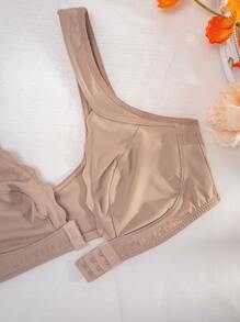 Women's Seamless Bra With Adjustable Front Closure And Wire-Free Design