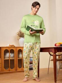 Conjunto de pijama para hombre con top de cuello redondo de manga larga con estampado de cara sonriente y letras, y pantalones