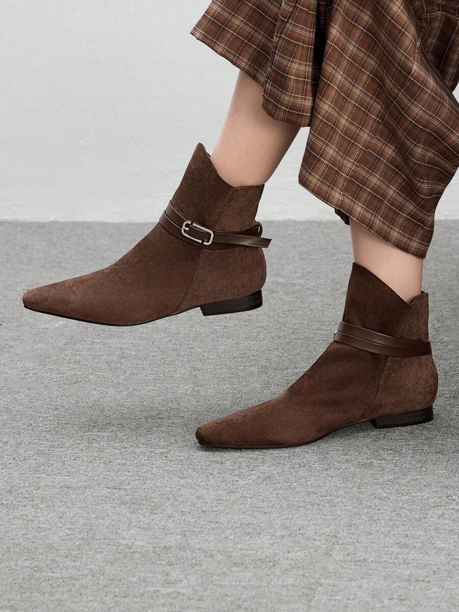 CUCCOO BIZCHIC 适合圣诞节和新年假期的女士时尚百搭尖头踝靴 - 棕色 - 查看 1