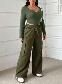 SHEIN EZwear 2 件大码女式休闲字母印花长袖上衣和工装裤套装，秋季 - 軍綠色 - 查看 3