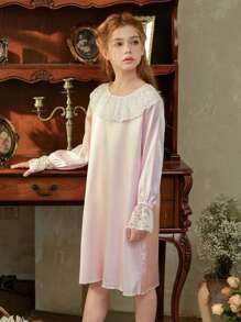 SHEIN Tween Girls Elegant French Style Long Sleeve Nightgown, Solid Pink Satin & Lace Patchwork, Casual & Comfortable Home Dress - Pink - View 3