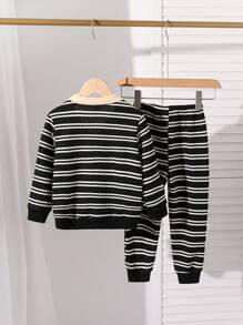 SHEIN 2pcs/Set Young Boy Striped Retro Casual Loose Open Front Long Sleeve Hoodie Top And Pants Set, Suitable For Hanging Out, Party, Campus Wear, Warm Winter Outfit