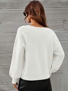 SHEIN Frenchy 秋冬纯色V领休闲百搭长袖套头衫 - 白色 - 查看 2