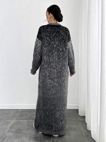 RueChic 毛绒花卉印花长袖宽松针织毛衣连衣裙