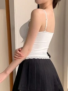 DAZY Women V-Neck Lace Patchwork Tank Top, Minimalist Fashion For Casual Daily Wear - White - View 5