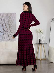 Modelyn Women's Elegant Oversized Pattern V-Collar Flared Maxi Sweater Dress - Burgundy - View 2