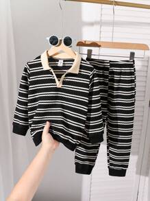 SHEIN 2pcs/Set Young Boy Striped Retro Casual Loose Open Front Long Sleeve Hoodie Top And Pants Set, Suitable For Hanging Out, Party, Campus Wear, Warm Winter Outfit