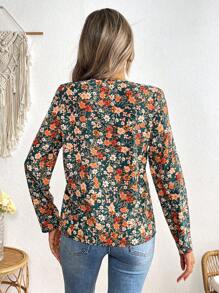 SHEIN VCAY Blusa de manga larga, suelta y de gasa con estampado floral para vacaciones para mujeres