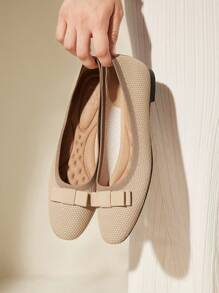 CUCCOO BASICS Color Block Bow Decor Casual Flat Shoes For Women For Christmas And New Year Holiday Vibe Fall And Winter Valentines - Apricot - View 1