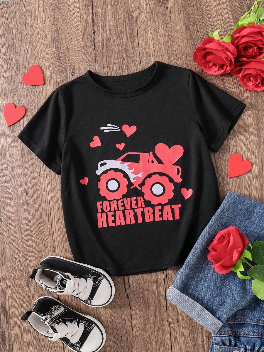 SHEIN 年轻男孩休闲汽车和心形字母印花 T 恤 - 黑色 - 查看 1