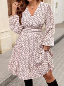 SHEIN Clasi Plus Size Women Plant Print Lantern Sleeve Overlap V-Neck Mini Dress - Multicolor - View 9