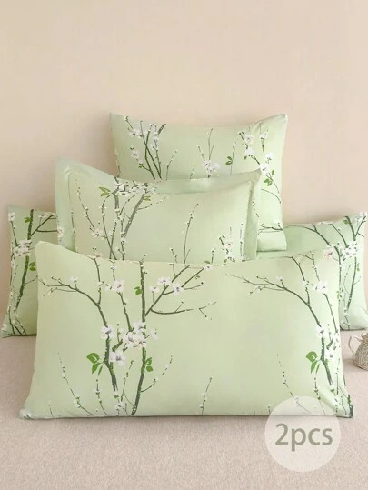 2 件装柔软超细纤维枕套 - 花卉图案，低过敏性且透气，提供加大号、长款、标准款、大号、特大号、欧式、方形等多种尺寸，适合所有季节的床上用品套装