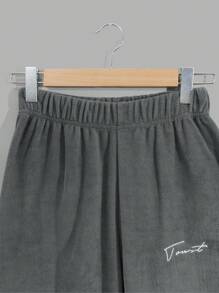 RueChic Men's Comfortable Casual Basic Style Flocked Graphic Home Set - Dark Grey - View 12