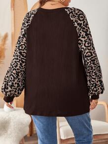 SHEIN LUNE Plus Size Women's Spring & Fall Leopard Print Lantern Sleeve V-Neck Casual T-Shirt Travel Holiday New Year Winter Clothes For Women New Years - Brown - View 2
