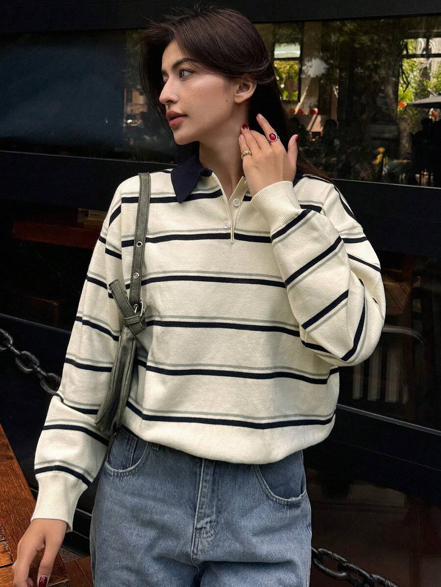 DAZY 女款拼色条纹宽松高领长袖毛衣 - 杏色 - 查看 1