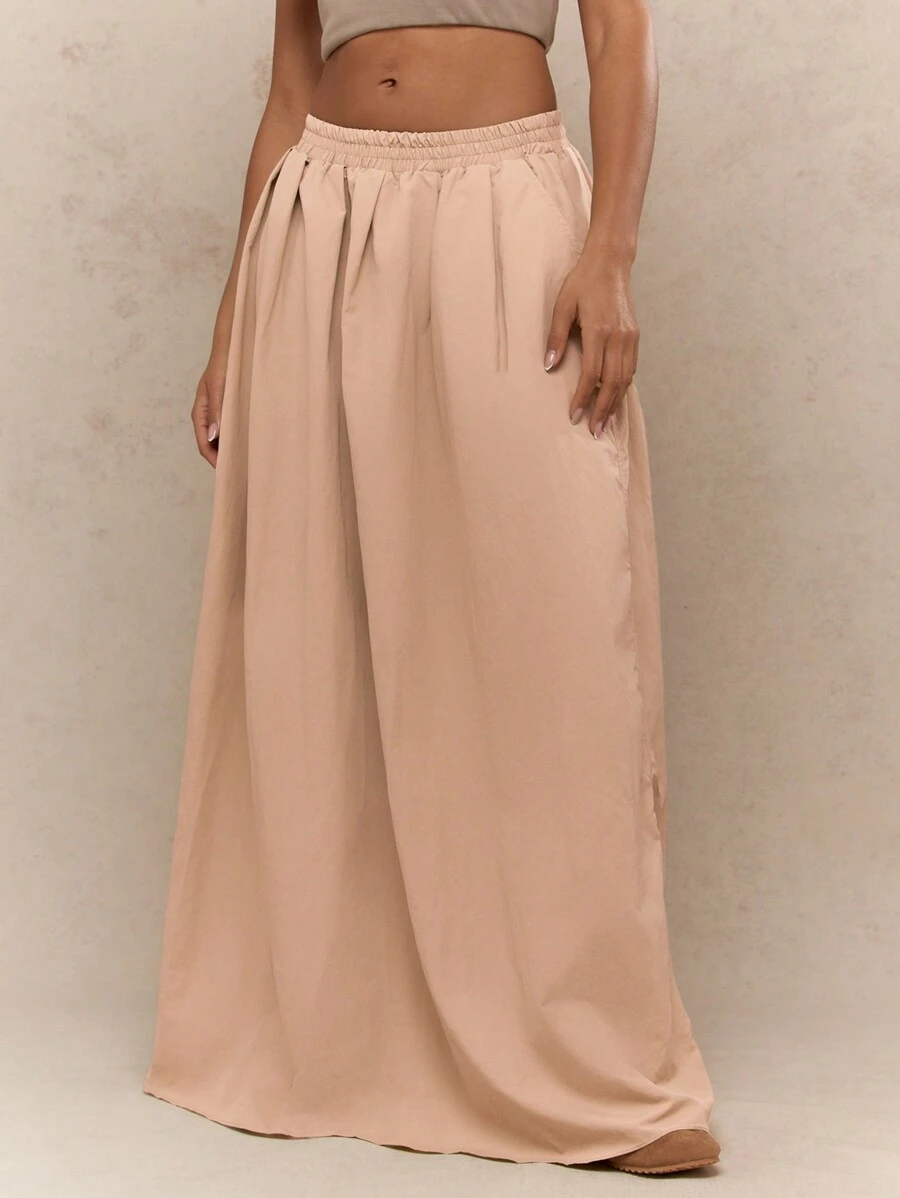 MISSGUIDED Nylon Parachute Fluffy Maxi Skirt - Apricot - View 1