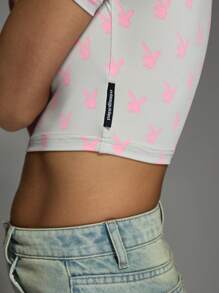 Missguided x Playboy All Over Bunny Print Short Raglan Sleeves Round Neck Crop Fitted T-Shirt - Multicolor - View 5
