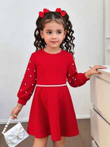 SHEIN Modisches Partykleid und Streetwear für Kleine Mädchen, einfarbig, Rundhalskragen, Langarm, mit Perlen verziert, Strickkleid