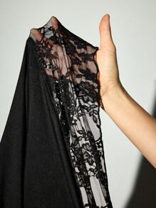 SHEIN ICON Damen Große Größen Schwarzes Spitzen-Kontrastoberteil mit asymmetrischem Saum und asymmetrischer Schultergestaltung - Schwarz - Übersicht 7