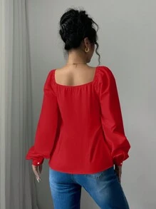 Chiquease 女士新款法式方领褶皱镂空细节开叉衬衫，适合新年衣服 - 紅色 - 查看 2