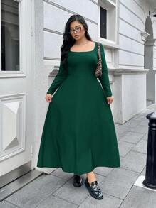 SHEIN EZwear Vestido de manga larga con parte superior ajustada de cuello cuadrado de gran elasticidad y falda suelta de línea A para tallas grandes - Verde Oscuro - Ver 7